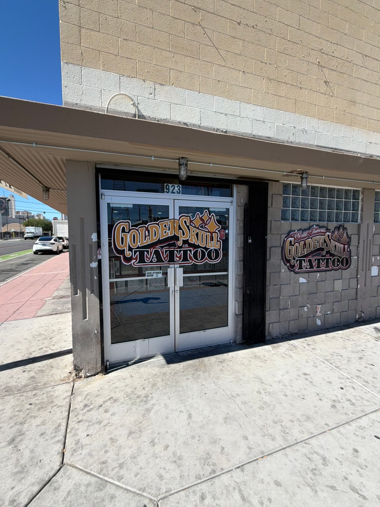 Golden Skull Tattoo storefront entrance at 923 E Ogden Ave, Las Vegas